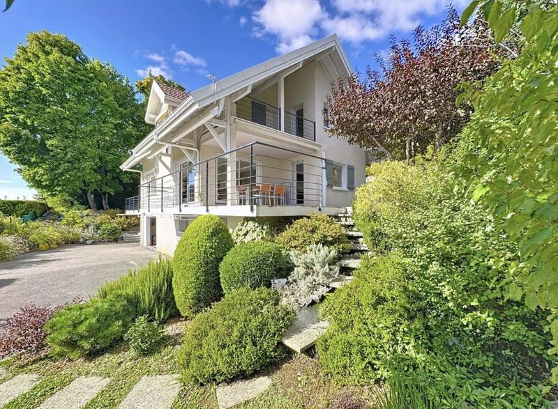 Villa - 140 m² - 5 pièces