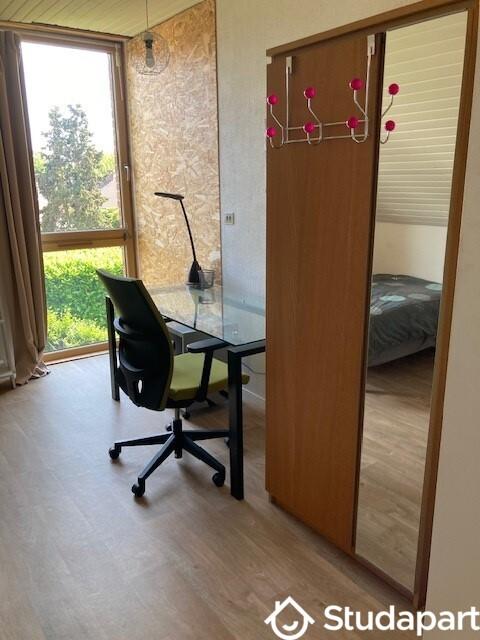 Chambre - 15 m² - 1 pièce