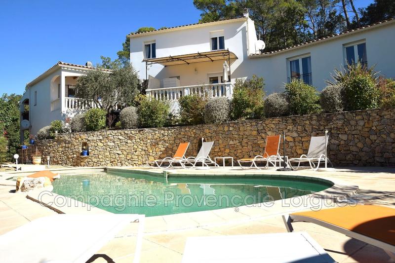 Maison chambre d'hôtes - 250 m² - 12 pièces