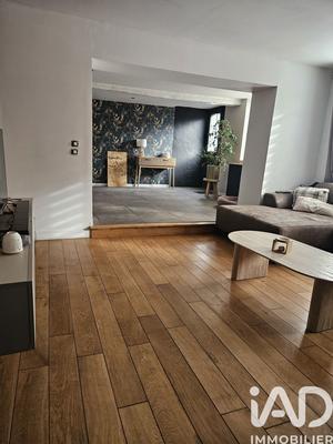 Maison - 160 m² - 8 pièces