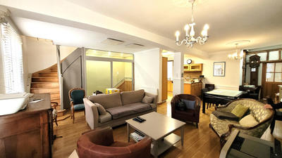 Appartement - 122 m² - 5 pièces