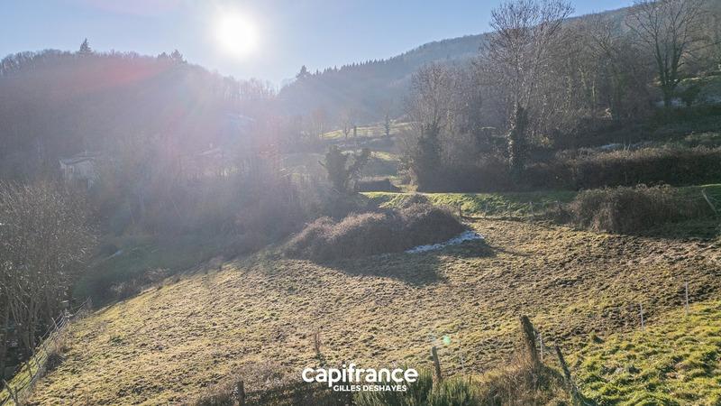 Terrain constructible - 2 065 m²