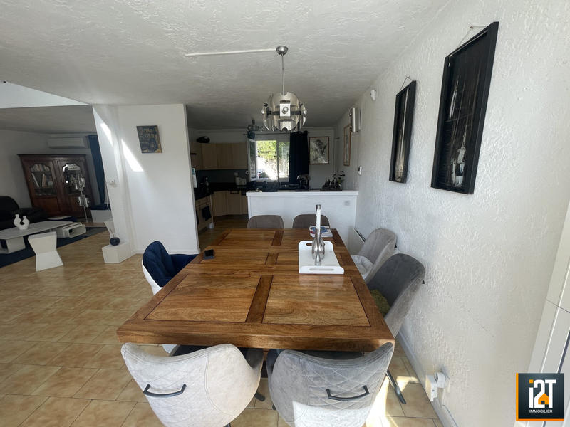 Villa - 157 m² - 6 pièces