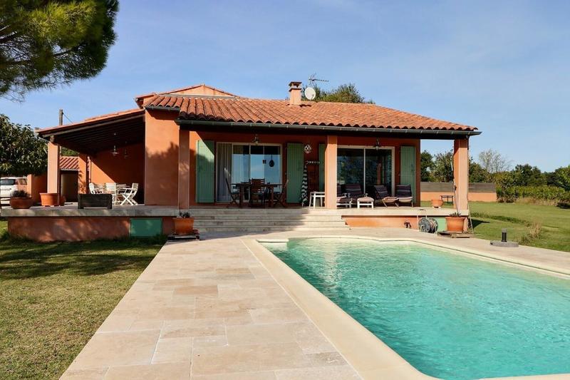 Maison - 140 m² - 6 pièces