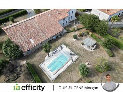 Maison - 169 m² - 9 pièces