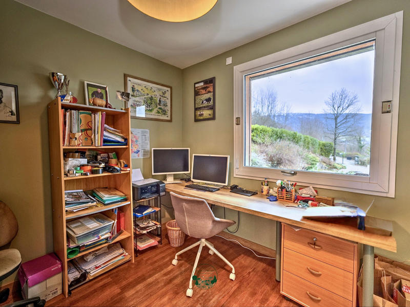 Maison - 200 m² - 7 pièces