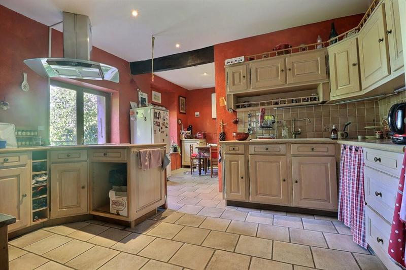 Maison - 450 m² - 14 pièces