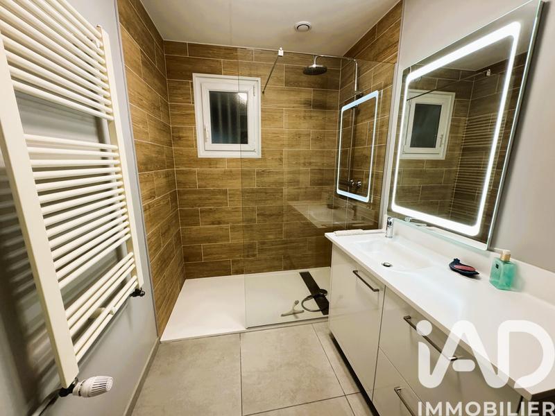 Maison - 102 m² - 6 pièces