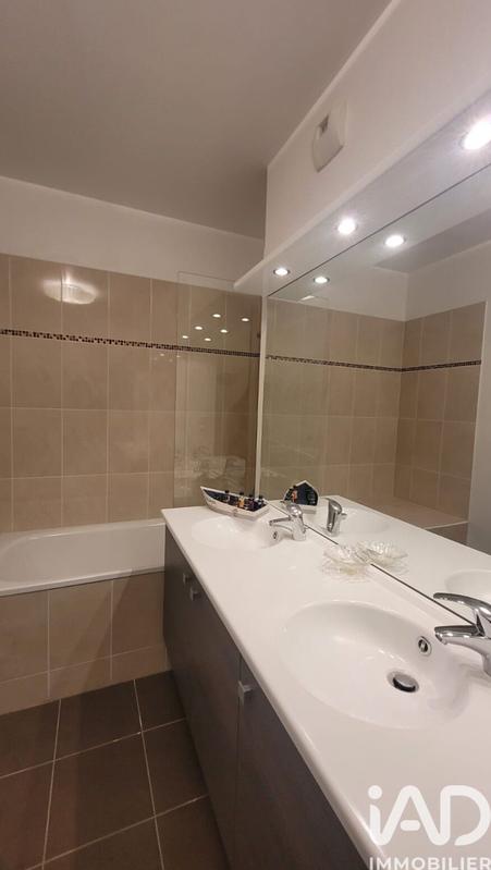 Appartement - 98 m² - 5 pièces