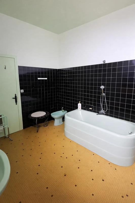 Maison - 211 m² - 8 pièces