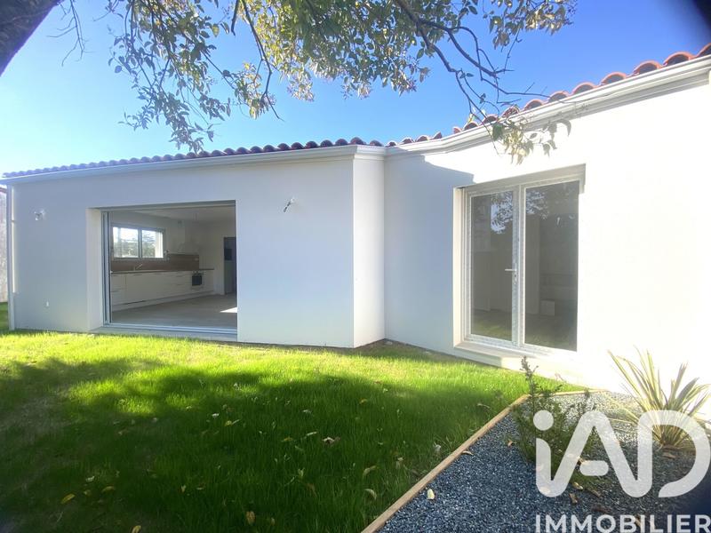 Maison - 100 m² - 4 pièces