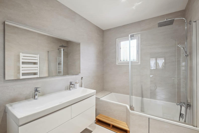 Maison - 147 m² - 6 pièces