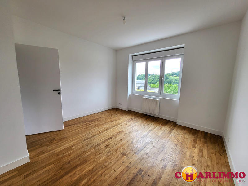 Appartement - 155 m² - 8 pièces