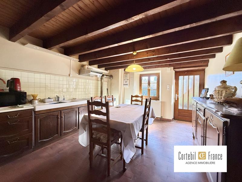 Maison - 90 m² - 6 pièces