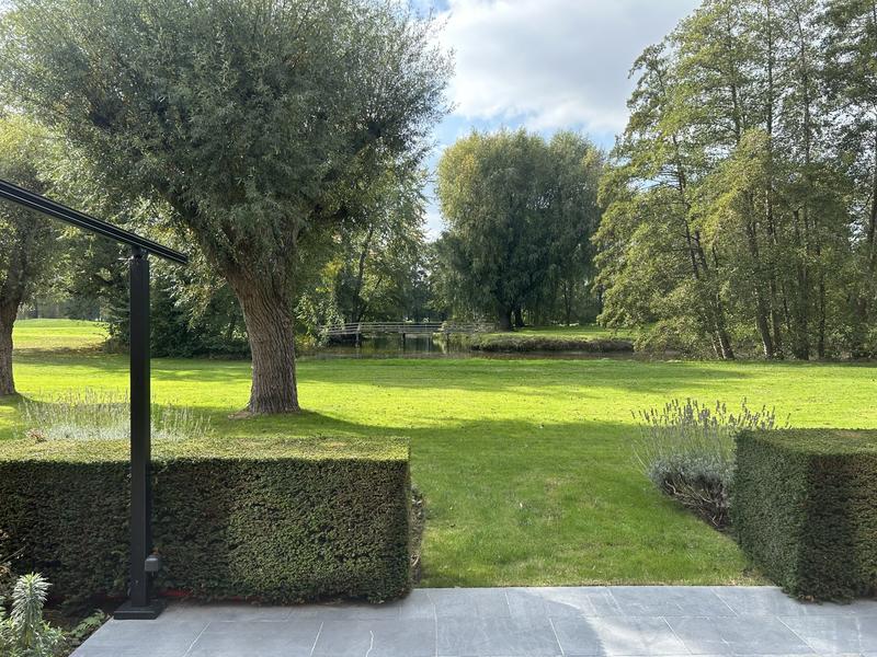 Maison - 249 m² - 8 pièces