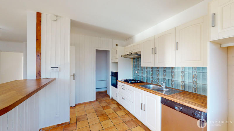 Appartement - 115 m² - 6 pièces