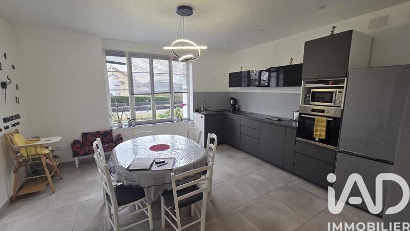 Maison - 188 m² - 10 pièces