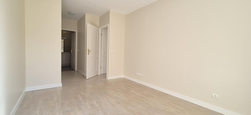 Appartement - 118 m² - 4 pièces