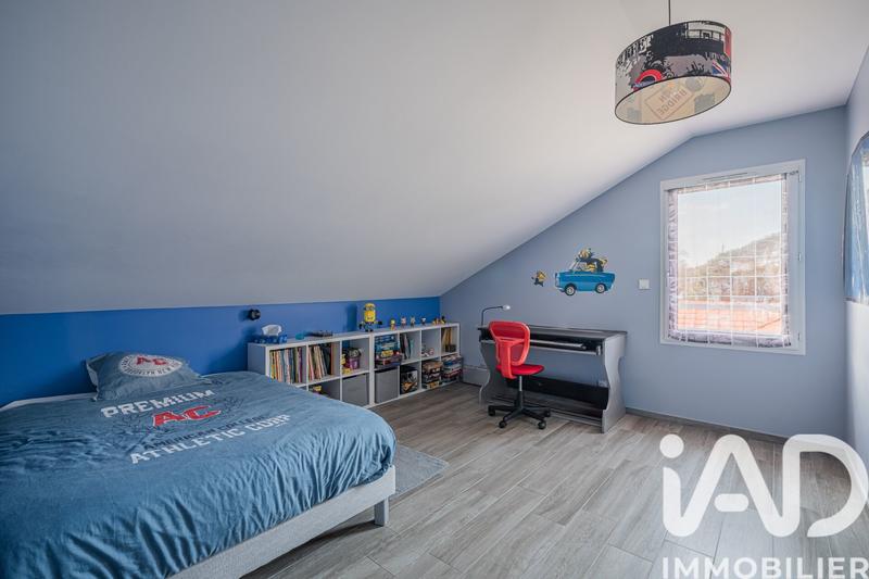 Maison - 136 m² - 6 pièces