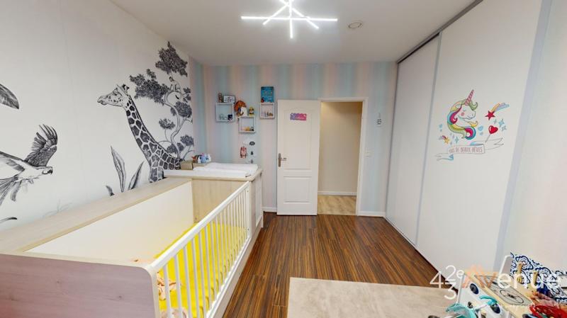 Appartement - 120 m² - 4 pièces