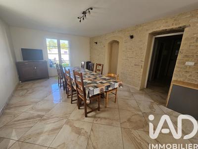 Maison - 350 m² - 12 pièces