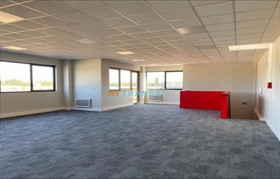 Local d'activité / Entrepôt - 2 654 m²