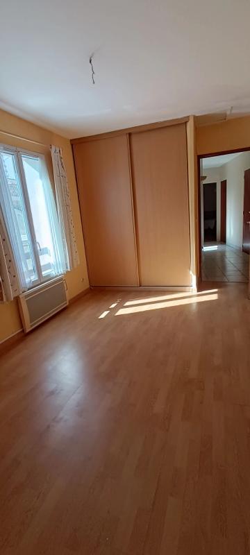 Maison - 97 m² - 5 pièces