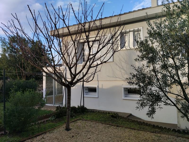 Maison - 142 m² - 8 pièces