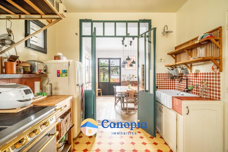 Maison contemporaine - 160 m² - 7 pièces