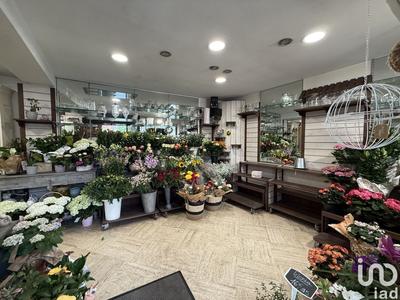 Local commercial - 114 m²