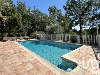 Maison - 190 m² - 6 pièces