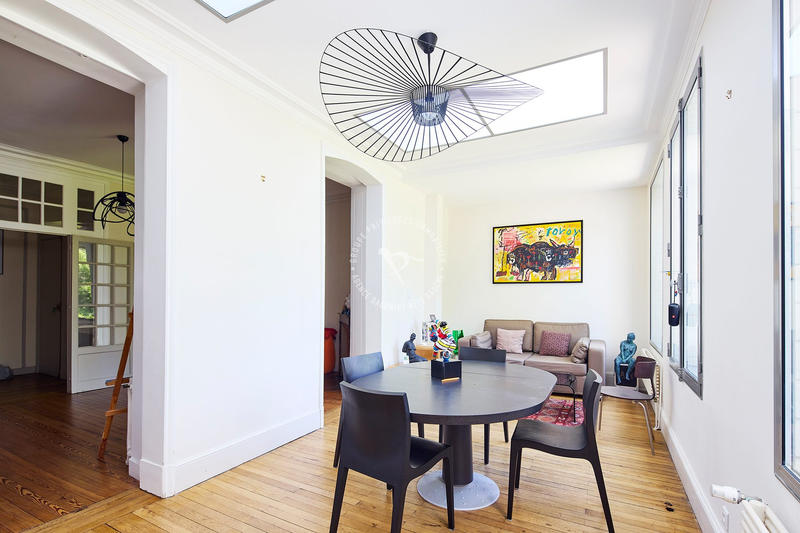 Appartement - 173 m² - 6 pièces