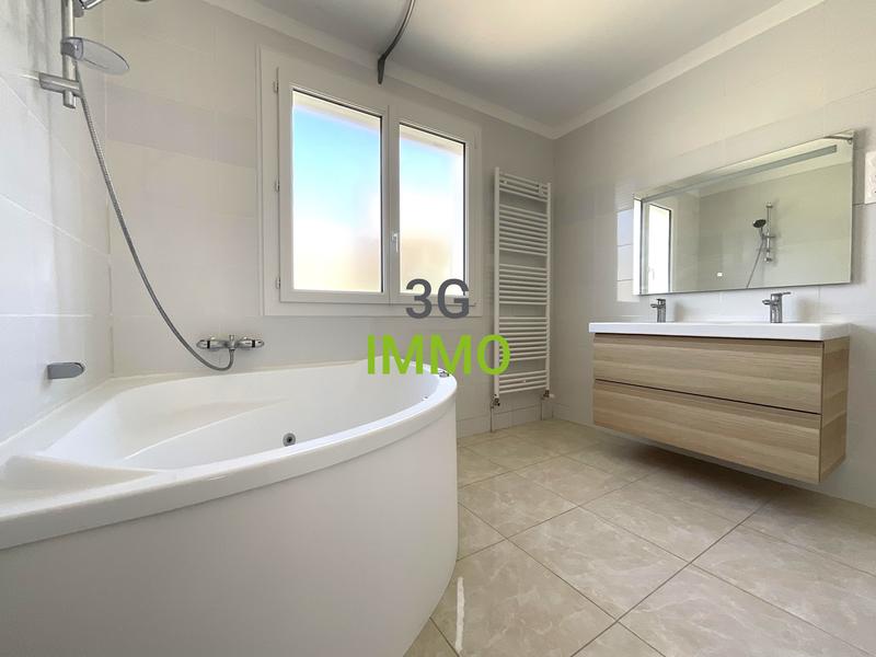 Villa - 93 m² - 5 pièces