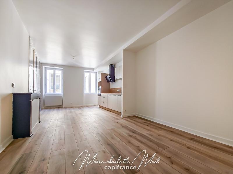 Appartement - 65 m² - 3 pièces