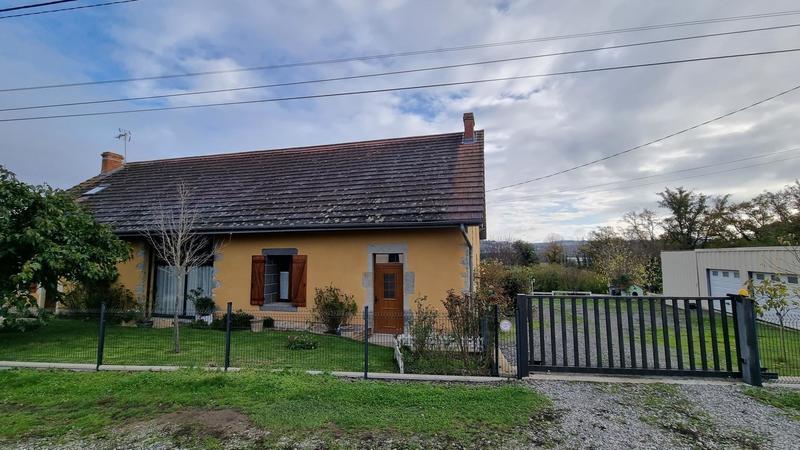 Maison - 235 m² - 8 pièces