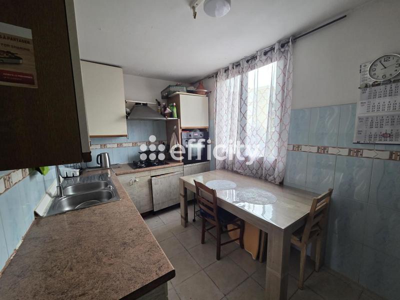 Appartement - 98 m² - 5 pièces