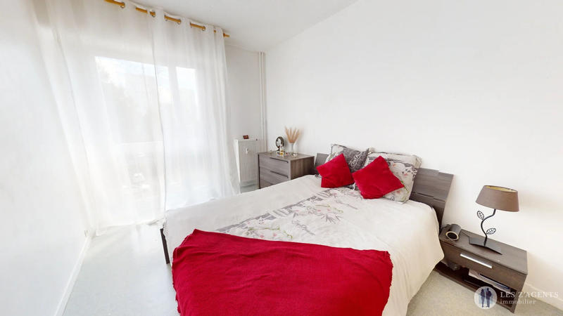 Appartement - 107 m² - 6 pièces