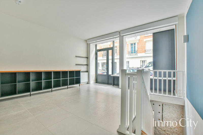 Local commercial - 75 m² - 2 pièces