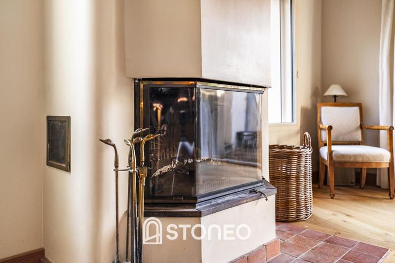 Maison ancienne - 204 m² - 7 pièces