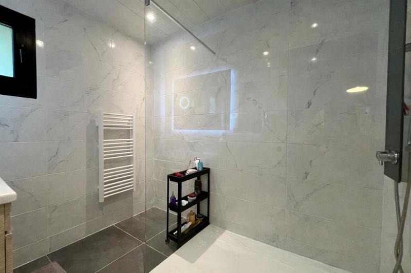 Maison - 165 m² - 5 pièces