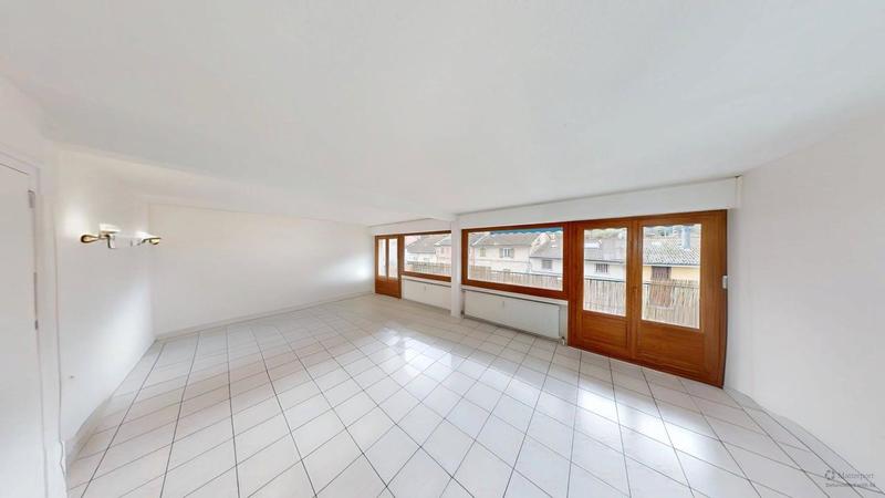 Appartement - 80 m² - 4 pièces