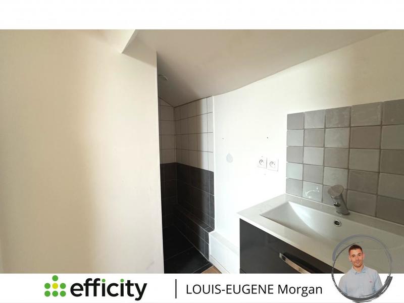 Maison en pierre - 160 m² - 8 pièces