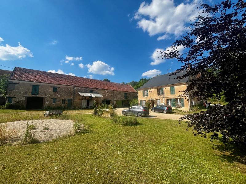 Château - 500 m² - 10 pièces