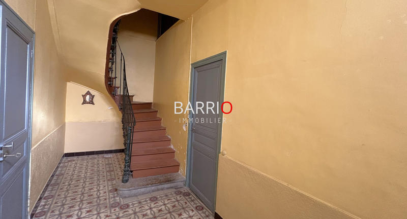 Maison traditionnelle - 255 m² - 12 pièces