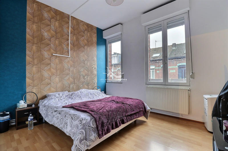 Maison - 90 m² - 5 pièces