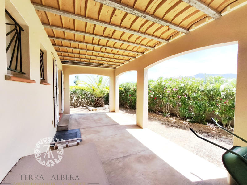 Villa - 107 m² - 4 pièces