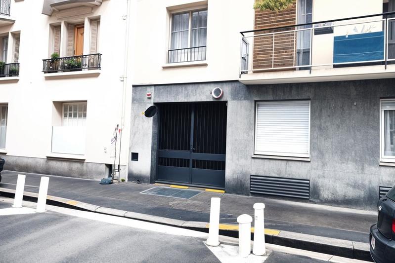 Parking / Garage - 10 m²