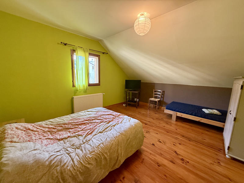 Maison - 180 m² - 6 pièces