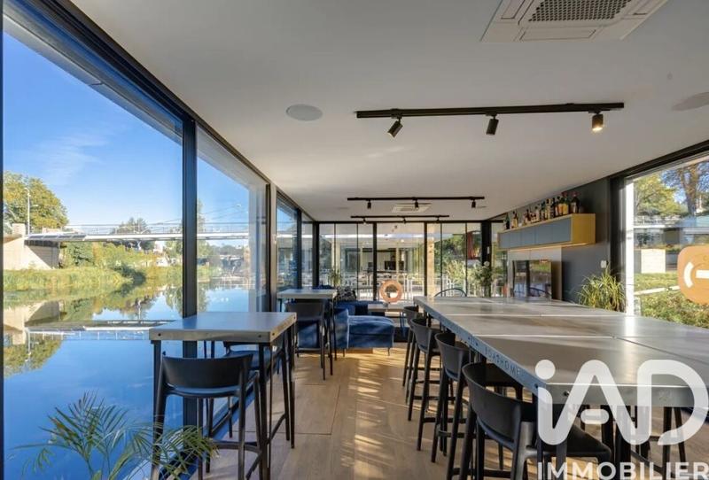 Appartement - 97 m² - 2 pièces