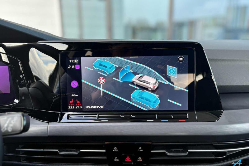 Volkswagen Golf 2.0 Tdi 150ch Dsg7 Toit Ouvrant Sieges Elec